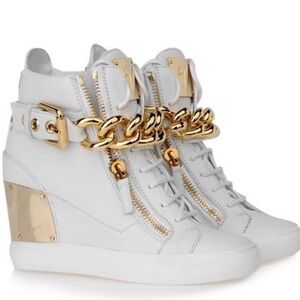 GIUSEPPE ZANOTTI WEDGE WHITE LEATHER  GOLD CHAIN SNEAKERS BOOTS  SIZE 35.5 5.5